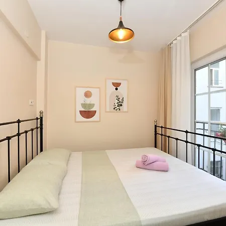 Comfortable Bright Ac Galata Apartman *